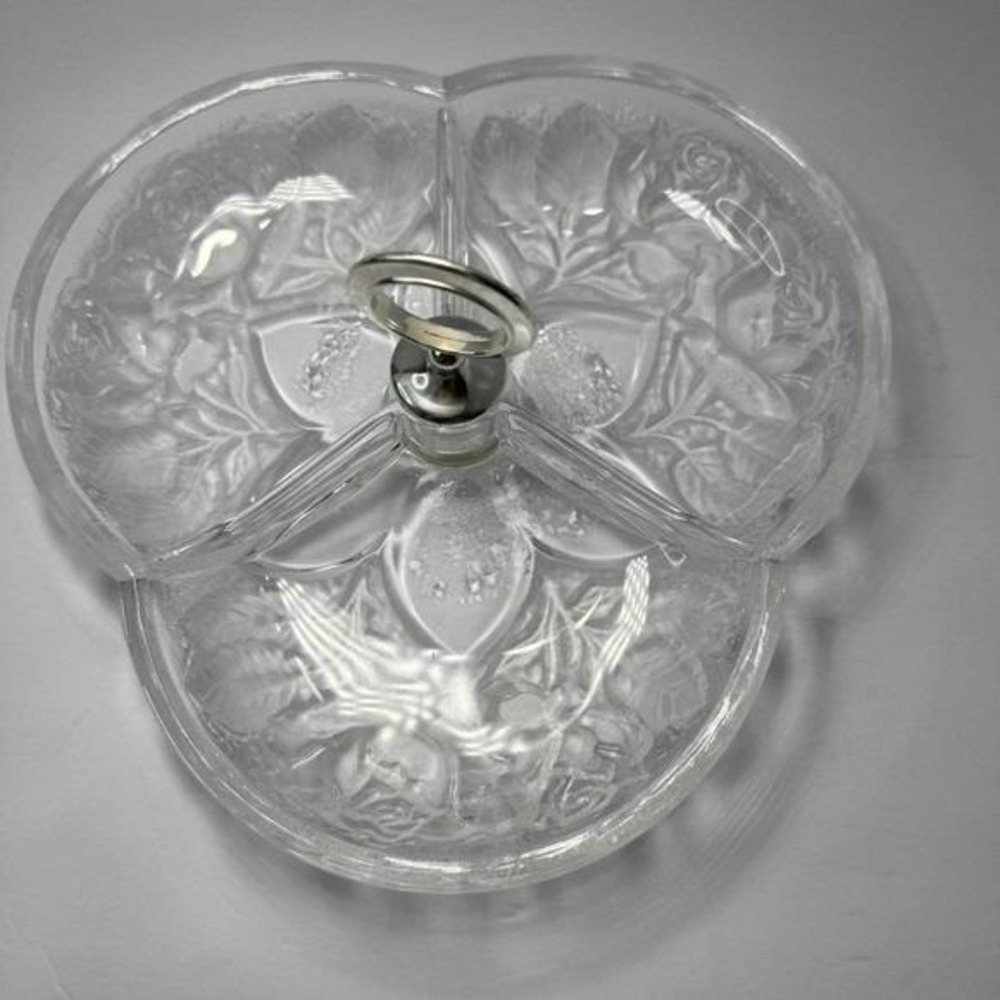William Adam's Clear Glass Relish Candy Dish Bowl Roses with Handle VTG MCM EUC - Picture 2 of 5